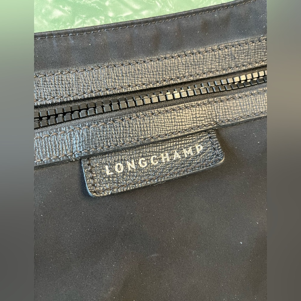 Longchamp Crossbody - Picture 2 of 9